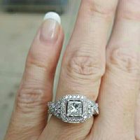 Let's see those beautiful rings lady's!