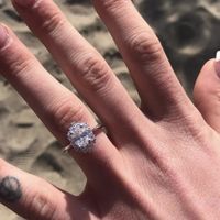Brides of 2022! Show us your ring! - 1