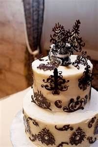 Need cake inspiration, stat!!!!