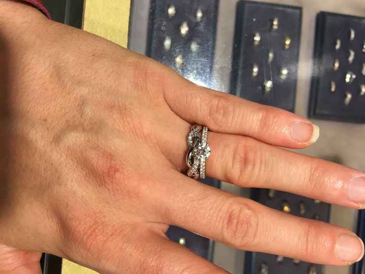 Went shopping for wedding band!!