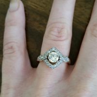 We haven't had any ring porn in awhile...