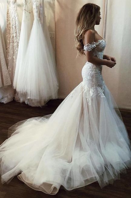 Help me find this dress please!!! Designer name please - 2