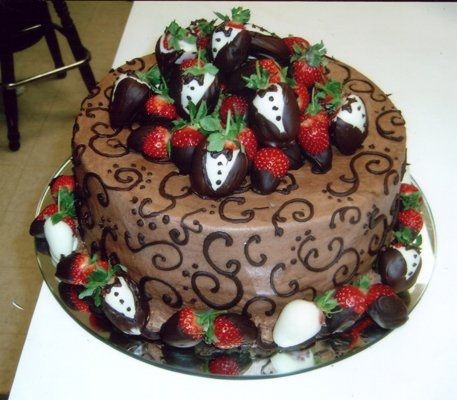 Grooms cake ideas- HELP!