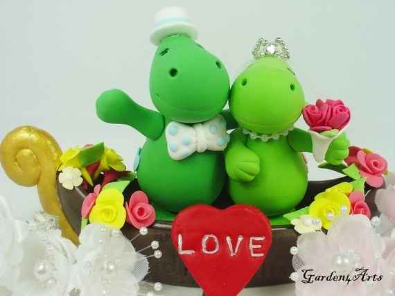 Show me your unconventional cake toppers!