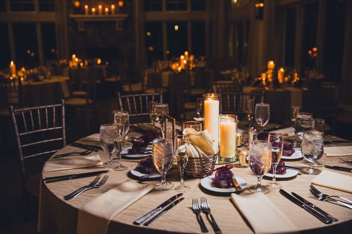 What color linens? - 1