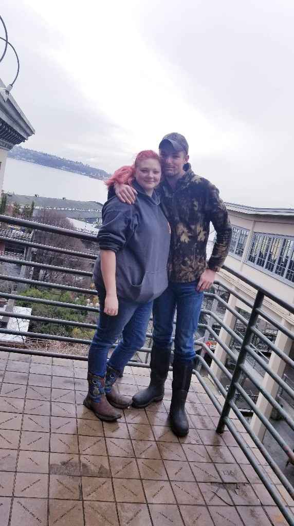 Fiancé(e) Friday! What was your first impression? Was it love at first sight? - 1