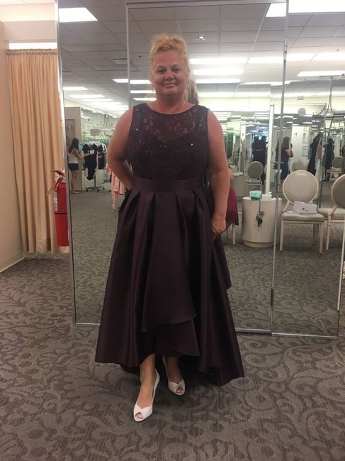 Mothers attire