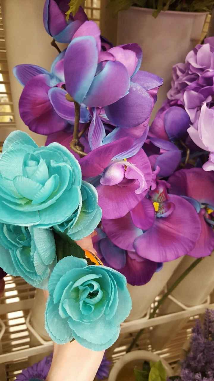 Color combinations for an evening reception in spring?
