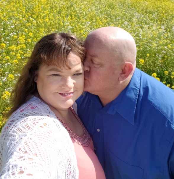 Engagement pictures outfits - 1