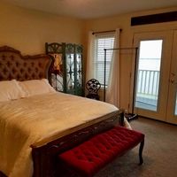 Where are you getting ready? - 4