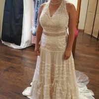 Feeling Down, Show me your dresses on you - 1