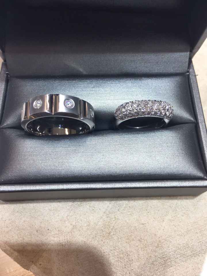 Let's show off our FS/DS rings!