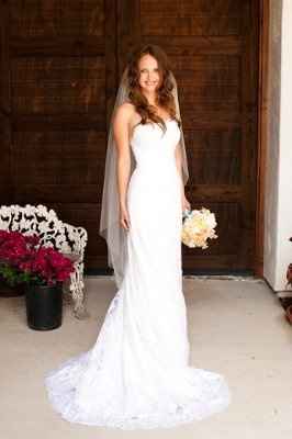 It's time for some dress porn....