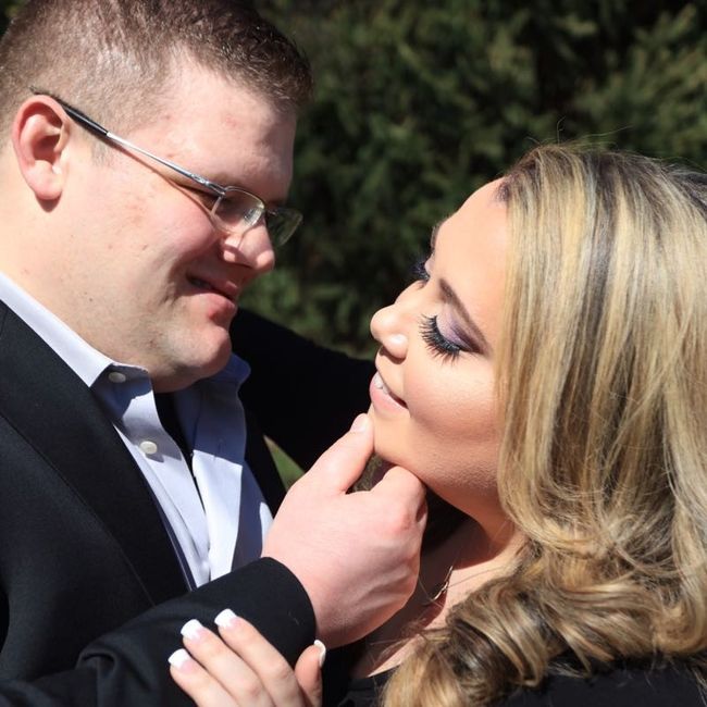 Engagement photos are HERE!!