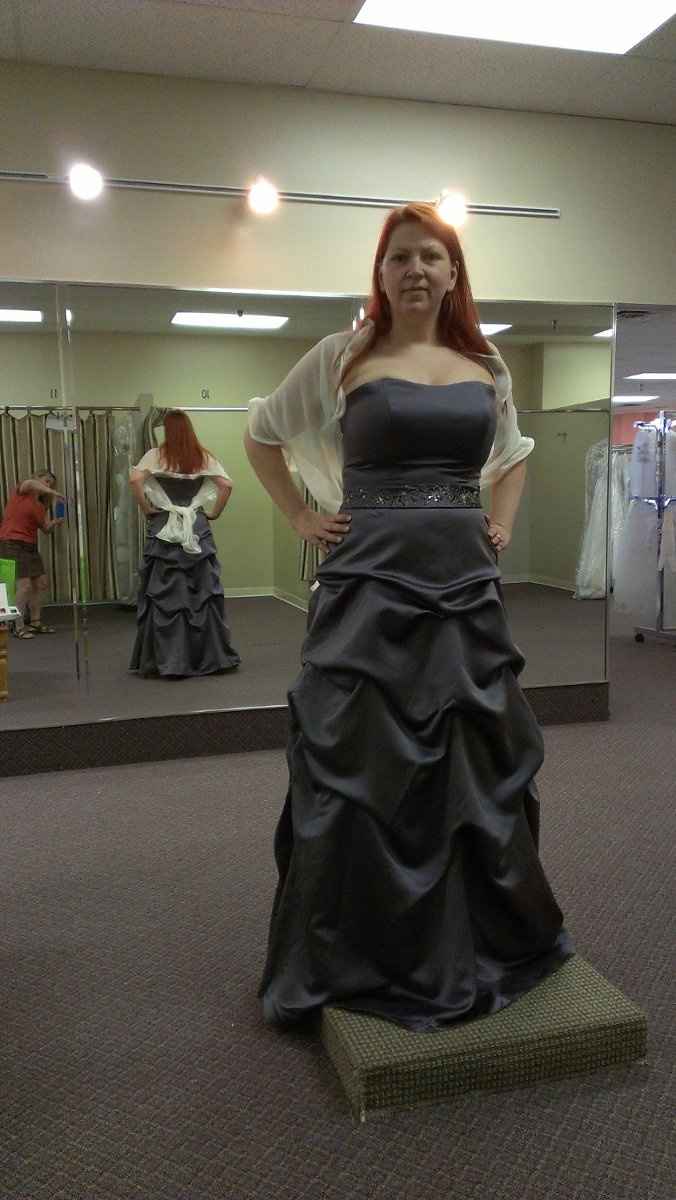 Dress Time, a lot of new faces so please share your dress!!