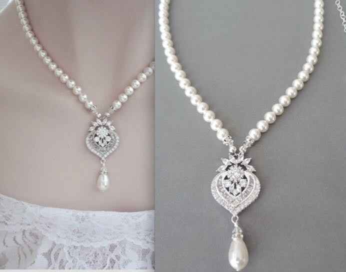 Jewelry...what's everyone wearing?