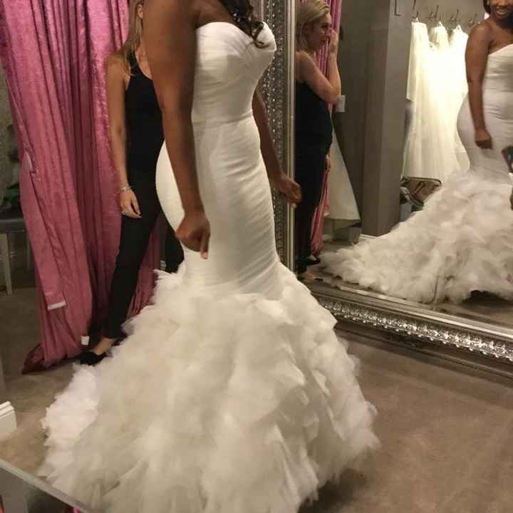 Ok ladies... Drop a pic of your BEAUTIFUL DRESSES