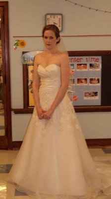 I'm a Mrs. :)  **Some Pics**