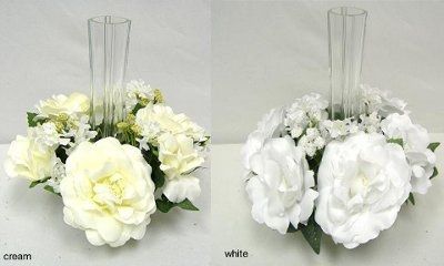 Centerpieces need somethin'!