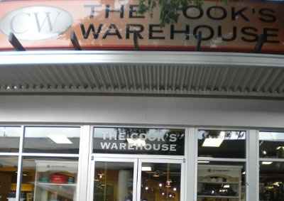 FH and I are Taking a Cooking Class Today @ Cooks WhareHouse. We Won a Gift