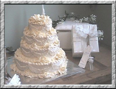 Wedding Cake Dilemma