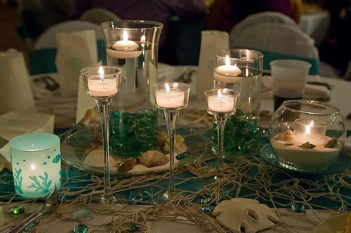 chair bows and centerpieces!!! Show me your pics!