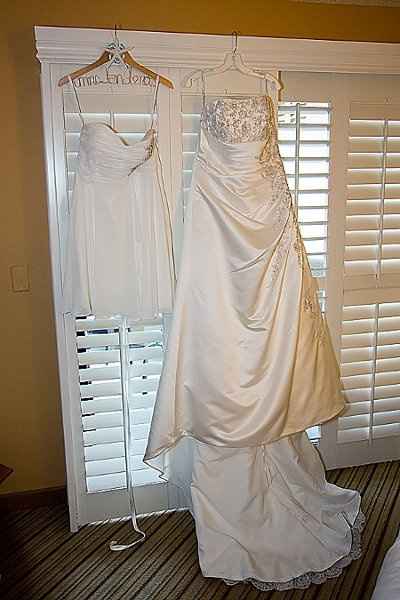 Beach Brides - lets see your dress !!!!!