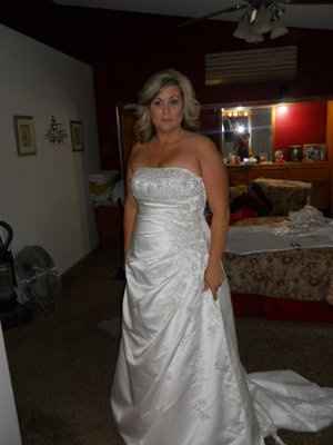 Weight loss update with dress pics!