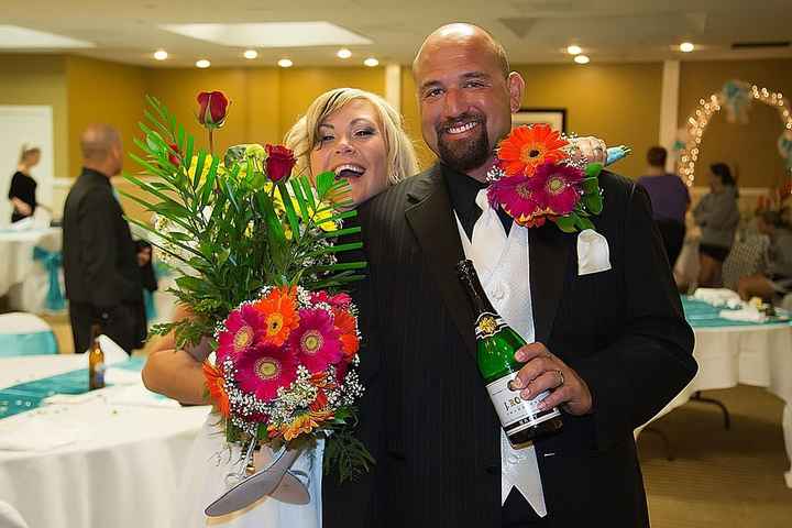 Crazy Fun Wedding Pics!