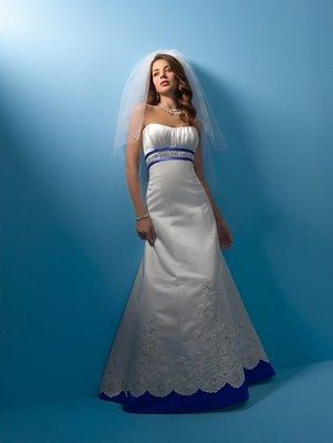 So you said yes to the dress.... now let's see it! :)