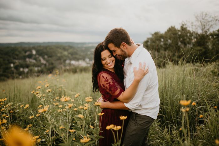 Fashion challenged Bride needing help with engagement photo attire - 2