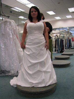 Vote on a dress *pics* **UPDATE**