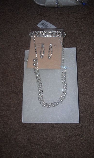 got my jewelry and shoes!!!