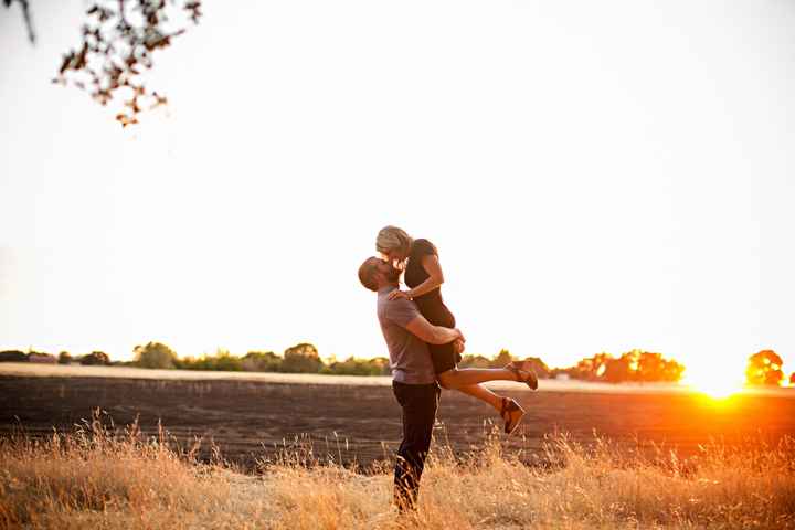 Thank you all!! Took your fashion advice and my ePics turned out great! (pics included)