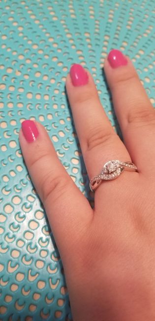 Show me your engagement rings!! 21
