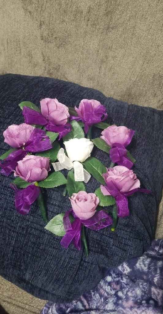 Fake flowers? - 3