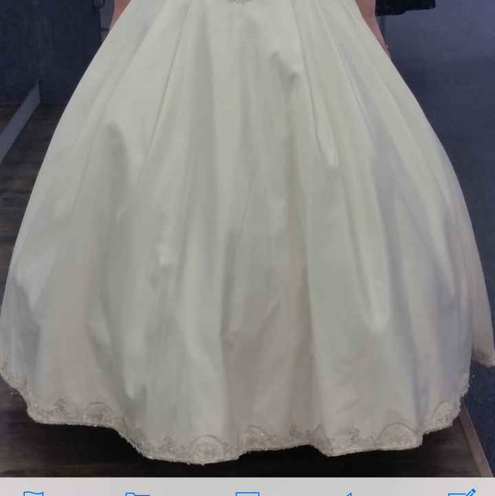 Are there any Christina Wu brides out there?!