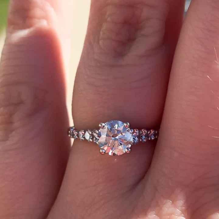 My beautiful engagement ring!!