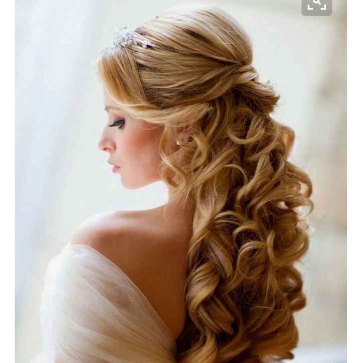 Show me your Half Up/Half Down and one Side Up Hairstyles?!