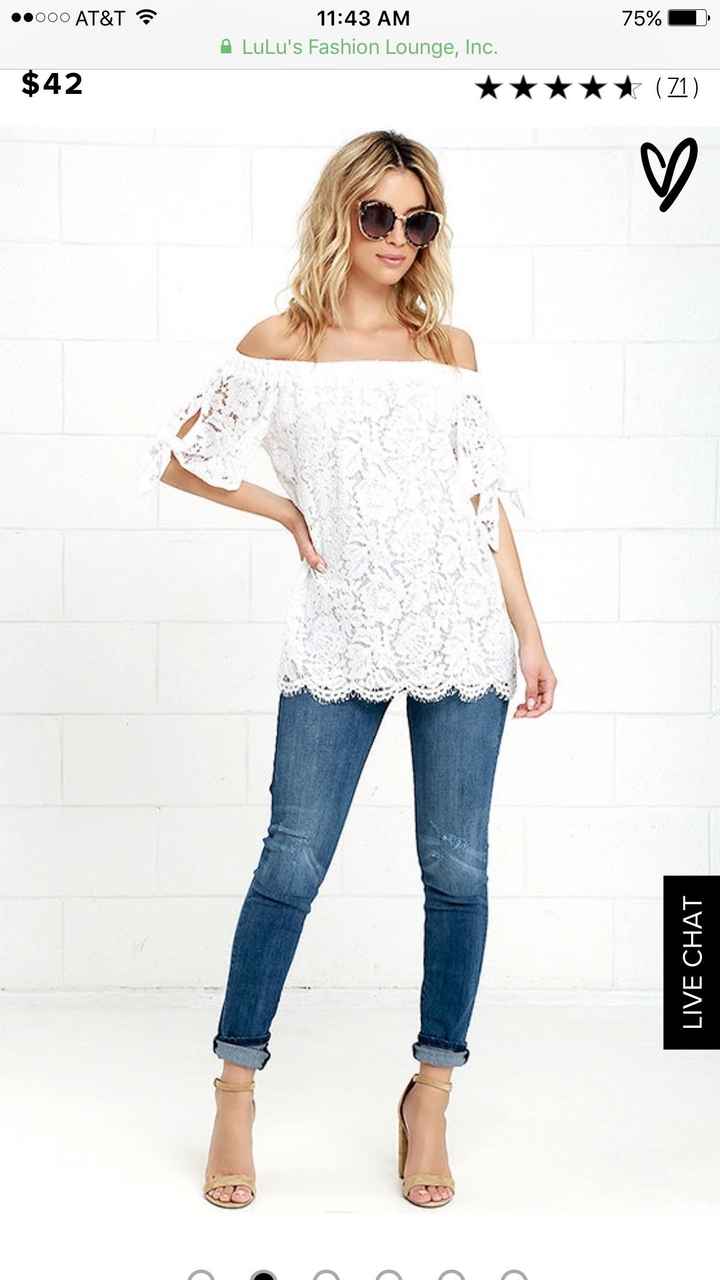 Engagement photos outfit