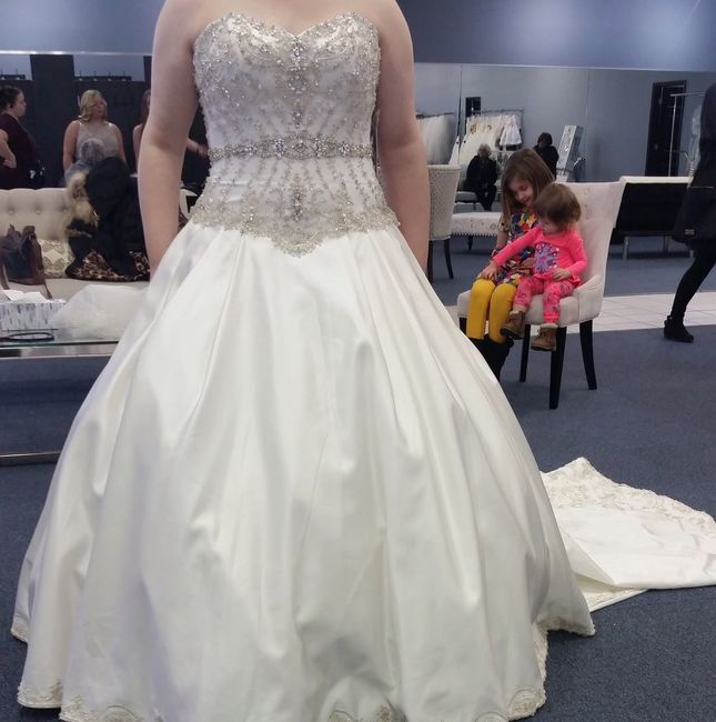 Are there any Christina Wu brides out there?!