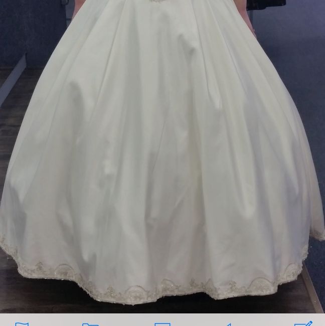 Are there any Christina Wu brides out there?!