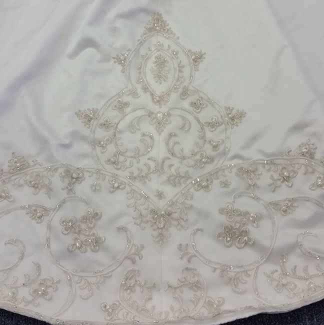 Are there any Christina Wu brides out there?!
