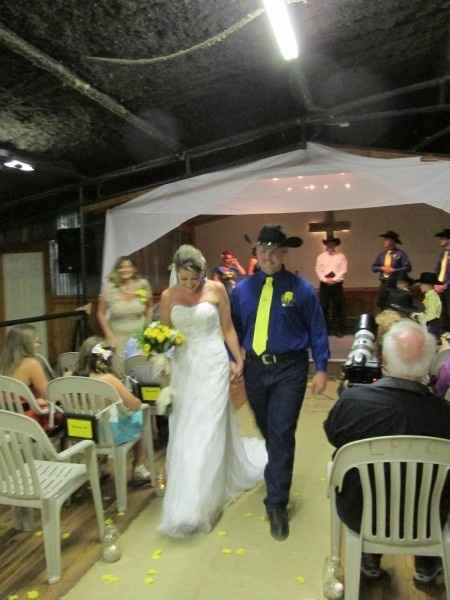 I'm someones Wife!!!  (non pro PICS)