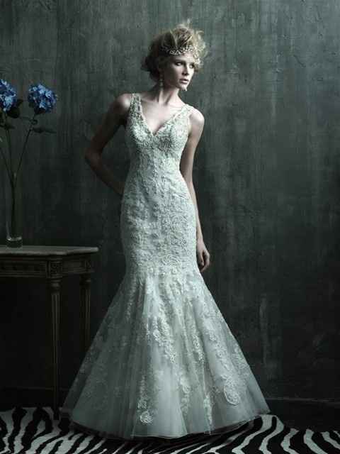 Can i see some dresses?!?!?!?