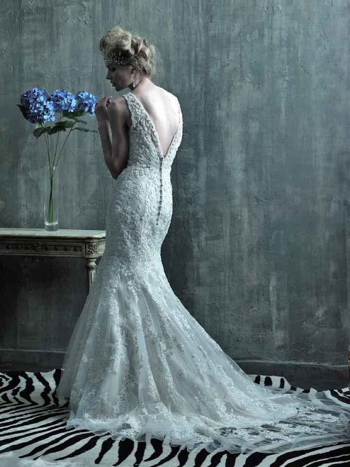 Can i see some dresses?!?!?!?