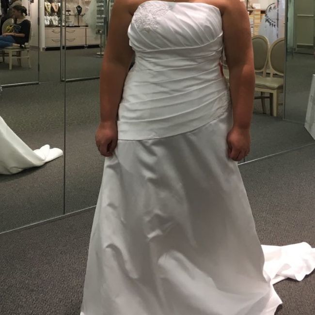 Keep my dress or no?
