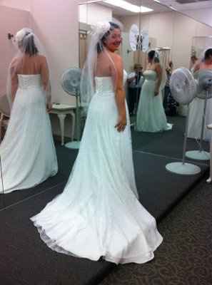 MY DRESS!!! :) *PIC HEAVY