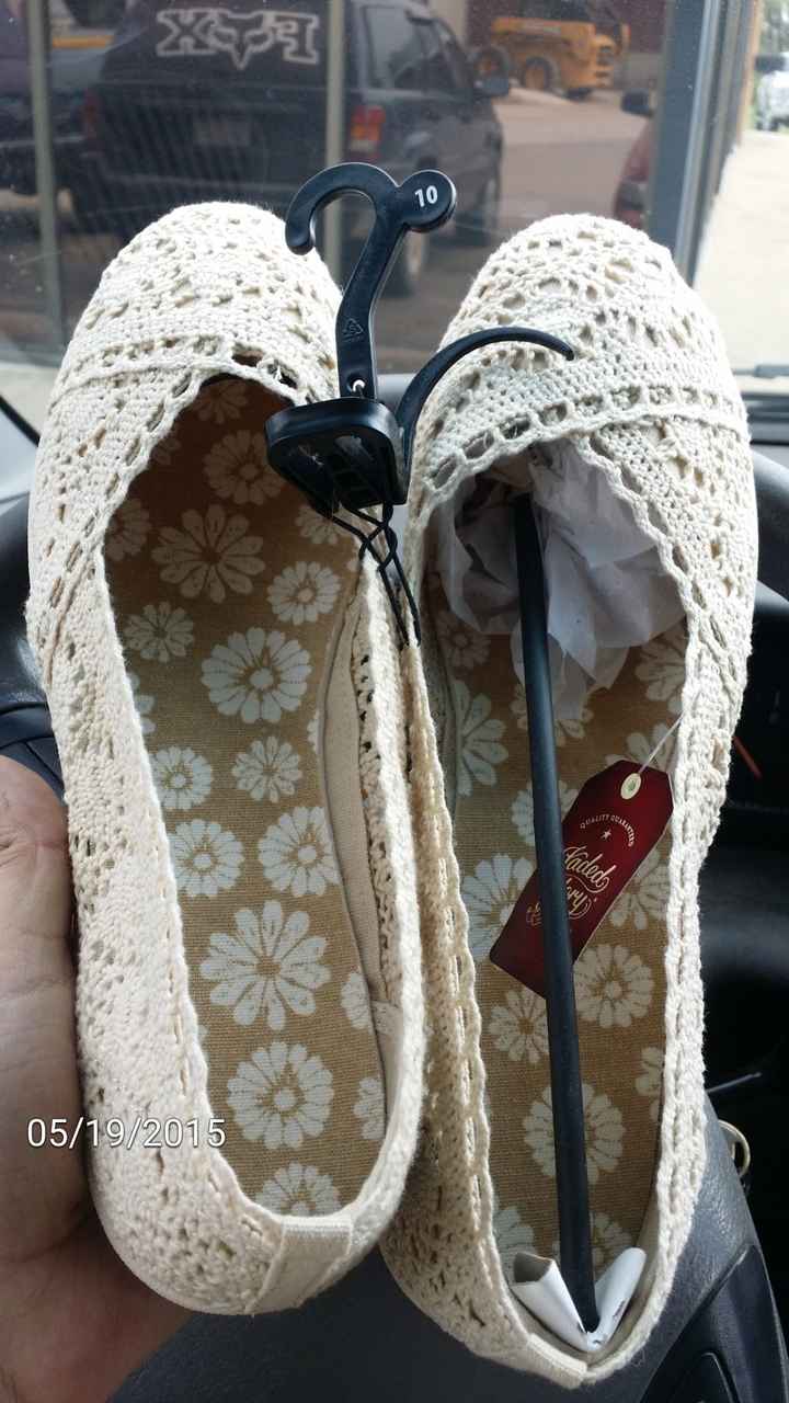 Outside wedding...flats....any other options?