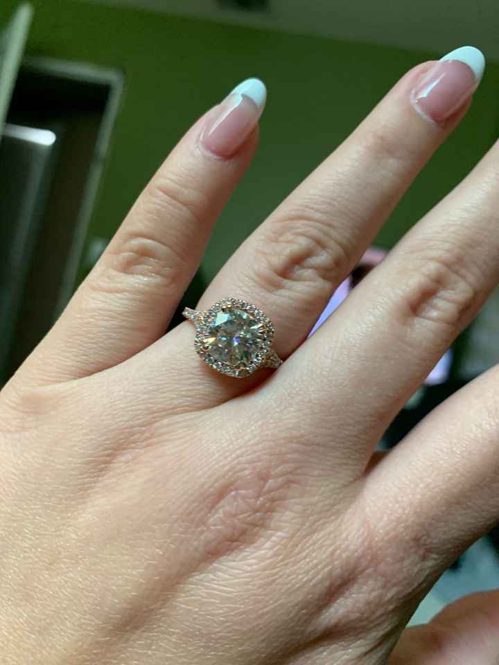 🗣 Rose Gold Rings - 1
